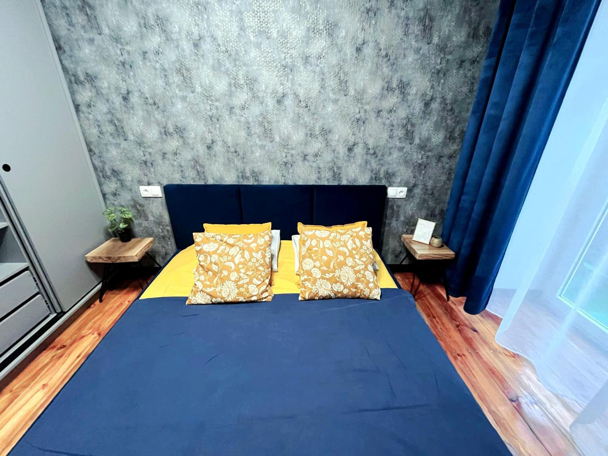 Hola Apartamenty Piotrkowska Łódź Buitenkant foto