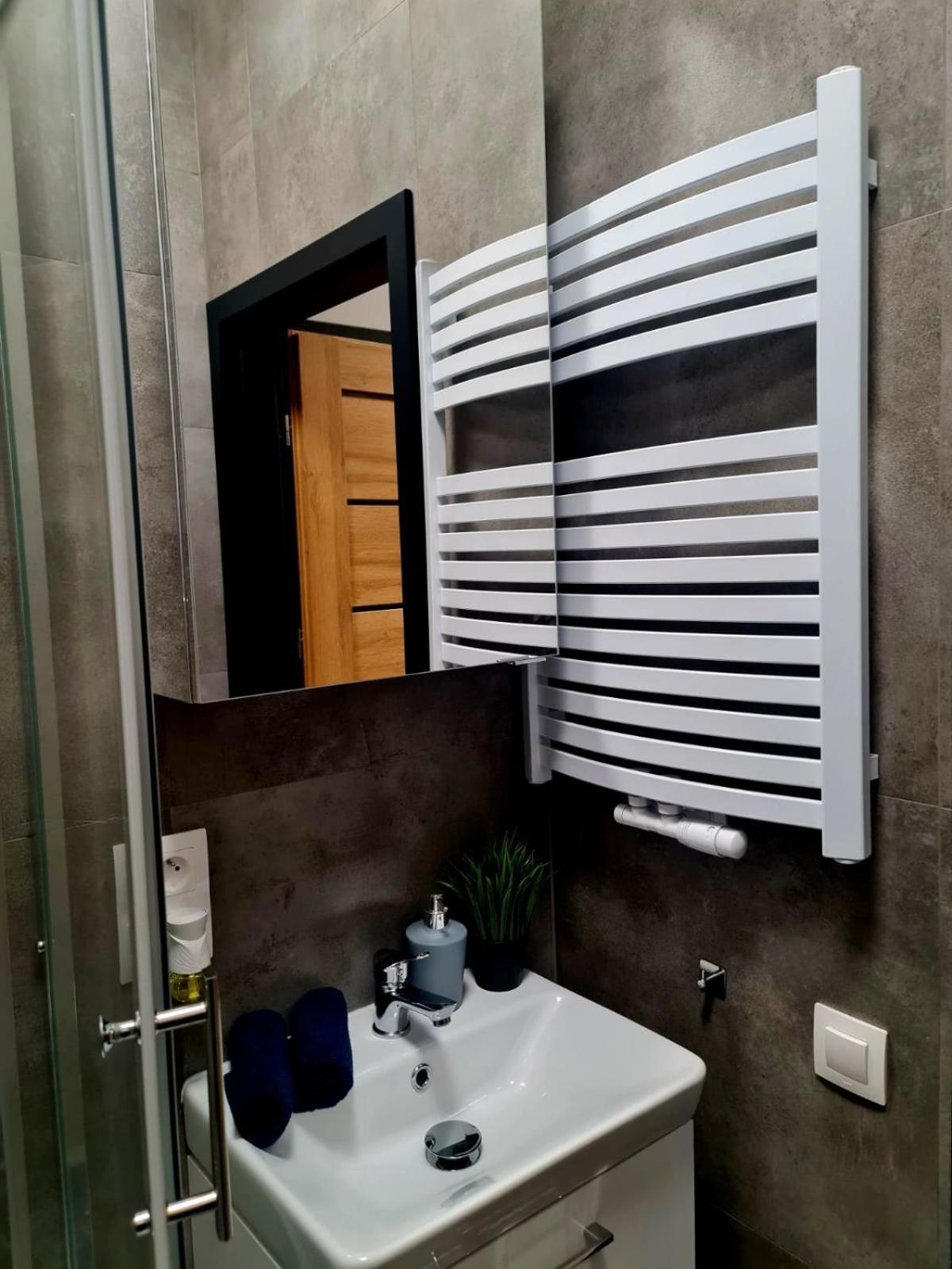 Hola Apartamenty Piotrkowska Łódź Buitenkant foto